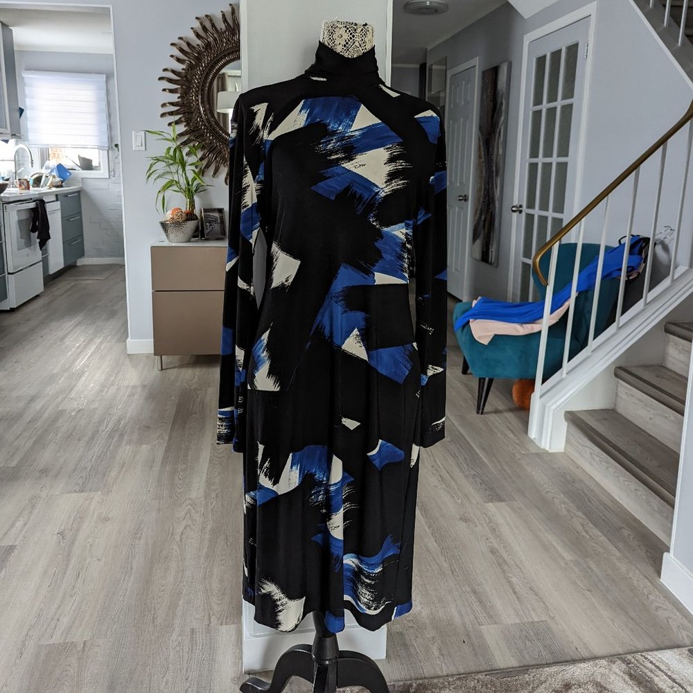 Kamal kulture stretched  dress